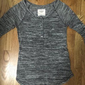 Abercrombie & Fitch fitted 3/4 sleeve top